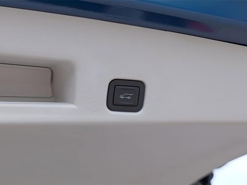 New 2026 GMC Acadia Denali image 30