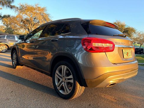 Used 2016 Mercedes-Benz GLA 250 4MATIC w/ Premium Package image 14