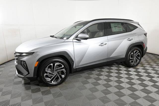 New 2026 Hyundai Tucson Limited FWD image 2