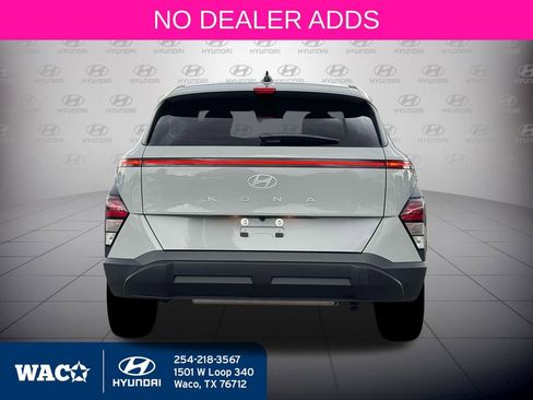 New 2026 Hyundai Kona SE image 8