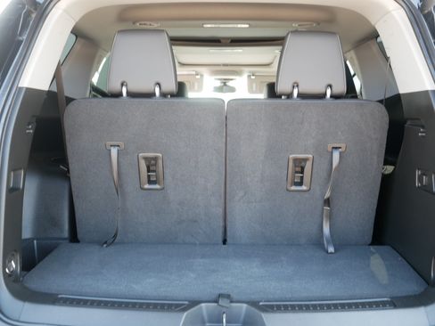 Used 2023 GMC Acadia SLT w/ Elevation Edition AWD/4WD image 18
