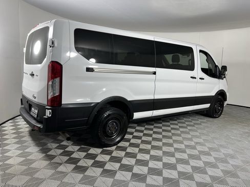 Used 2023 Ford Transit 350 XLT image 7