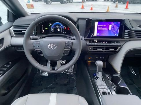 Certified 2025 Toyota Camry SE image 12
