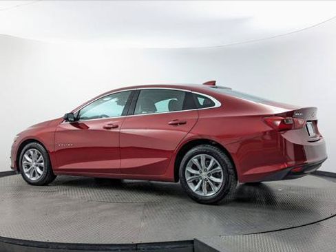 Used 2025 Chevrolet Malibu LT FWD image 6