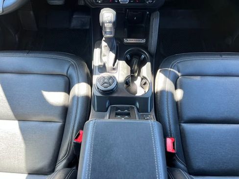 Used 2025 Ford Bronco Big Bend w/ Black Diamond Package AWD/4WD image 24
