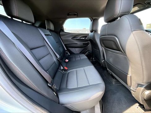 Used 2023 Chevrolet TrailBlazer RS w/ Convenience Package FWD image 16