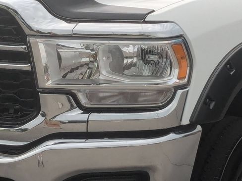Used 2022 RAM 3500 Tradesman AWD/4WD image 9