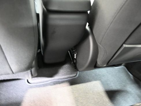 Used 2023 Chevrolet TrailBlazer LS image 28