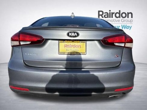 Used 2017 Kia Forte S FWD image 6