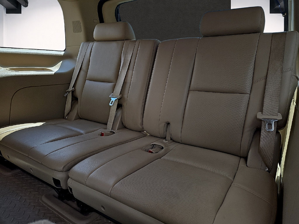 Used 2014 GMC Yukon Denali AWD/4WD image 9