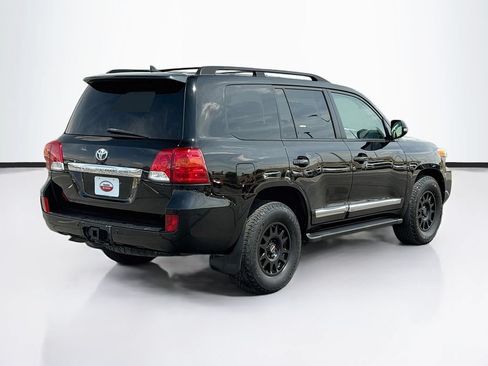 Used 2015 Toyota Land Cruiser AWD/4WD image 5