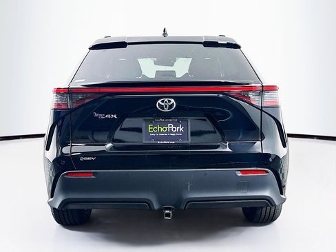 Used 2024 Toyota bZ4X XLE w/ Weather Package image 7