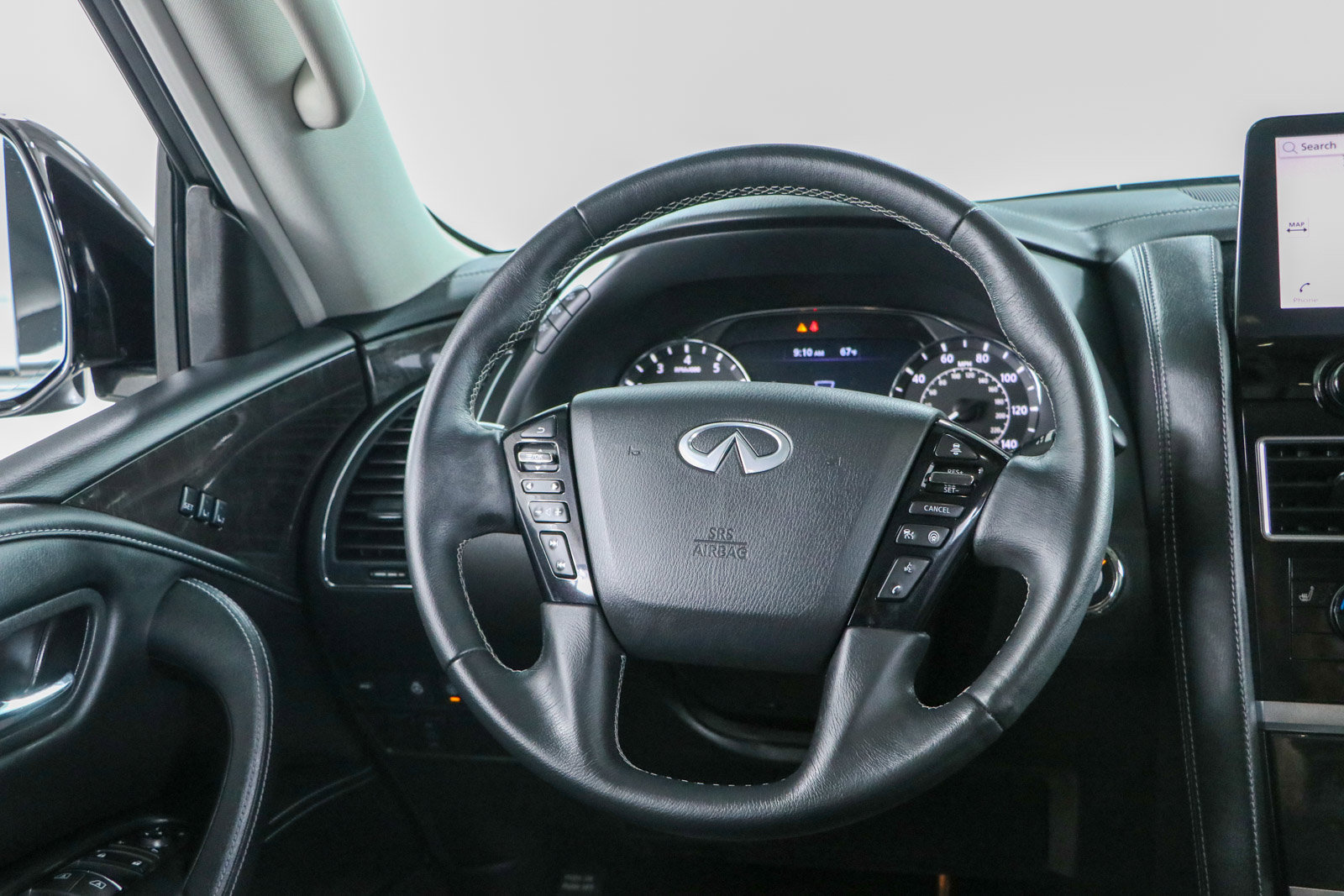 Used 2023 INFINITI QX80 Luxe w/ Cargo Package AWD/4WD image 13