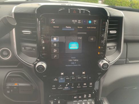 Used 2024 RAM 2500 Laramie w/ Sport Appearance Package image 22