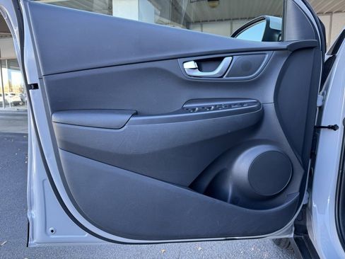 Used 2023 Hyundai Kona SEL w/ Convenience Package image 8