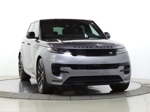 Used 2025 Land Rover Range Rover Sport Autobiography AWD/4WD image 10