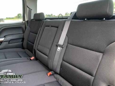 Used 2015 GMC Sierra 2500 SLE w/ SLE Preferred Package AWD/4WD image 28