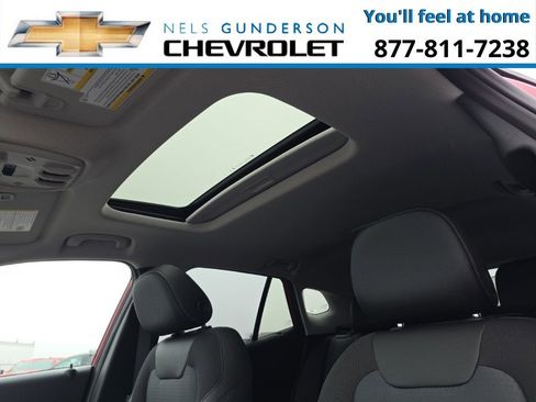 New 2026 Chevrolet Trax LT w/ Sunroof Package image 28