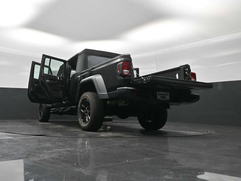 Used 2022 Jeep Gladiator Sport w/ Trailer Tow Package AWD/4WD image 60