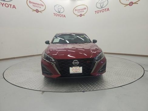 Used 2024 Nissan Altima 2.5 SR FWD image 4