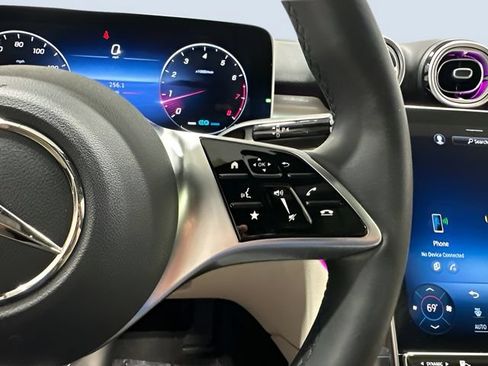 Used 2022 Mercedes-Benz C 300 4MATIC Sedan image 18