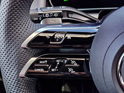 New 2025 Mercedes-Benz GLC 300 4MATIC image 19