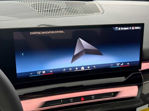 New 2026 BMW 550e xDrive w/ Executive Package image 19