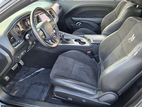 Used 2022 Dodge Challenger R/T Scat Pack w/ Plus Package image 11