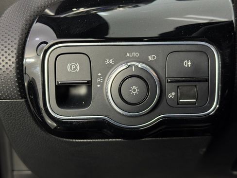 Used 2020 Mercedes-Benz A 35 AMG 4MATIC image 17