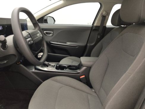 Used 2025 Kia K4 FWD image 17