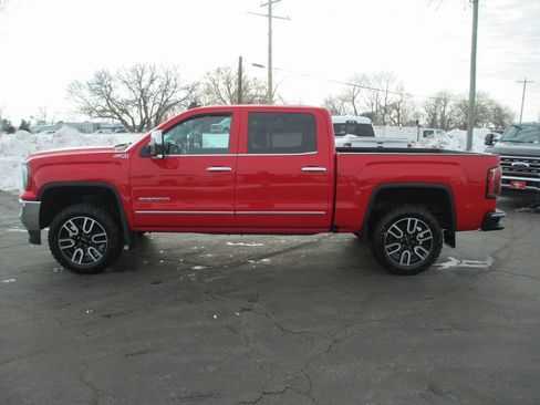 Used 2018 GMC Sierra 1500 SLT image 9