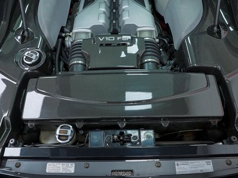 Used 2011 Audi R8 V10 AWD/4WD image 28