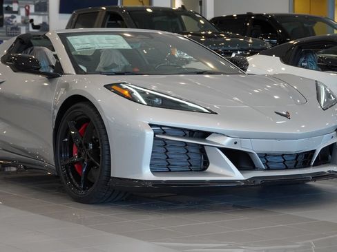 New 2026 Chevrolet Corvette E-Ray AWD/4WD image 8