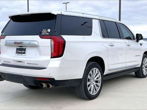 Used 2024 GMC Yukon XL Denali image 2