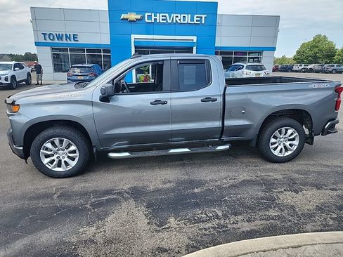 Used 2021 Chevrolet Silverado 1500 Custom AWD/4WD image 4