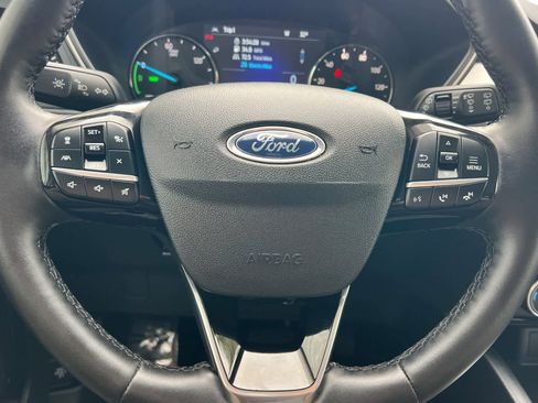 Used 2022 Ford Escape SE w/ Convenience Package FWD image 29