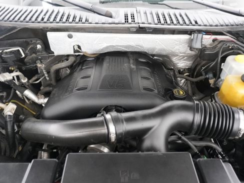 Used 2017 Ford Expedition EL Limited image 29