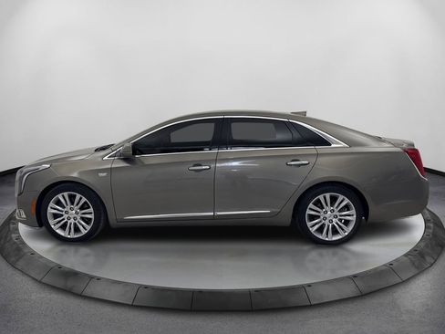 Used 2019 Cadillac XTS Luxury FWD image 8