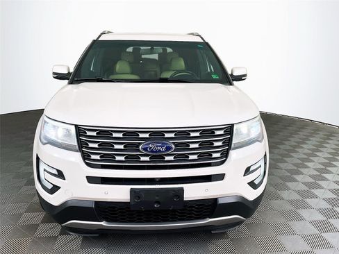 Used 2017 Ford Explorer Limited AWD/4WD image 2