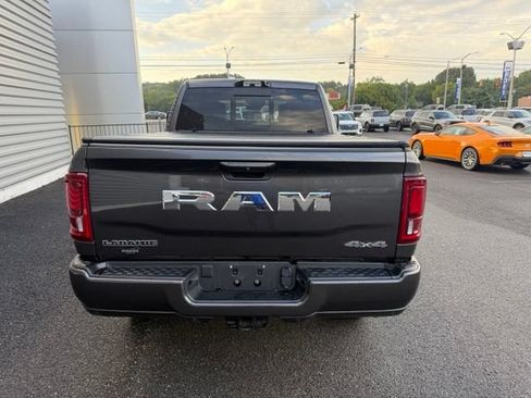 Used 2026 RAM 2500 Laramie AWD/4WD image 3