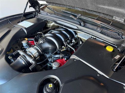 Used 2010 Maserati GranTurismo Convertible image 47