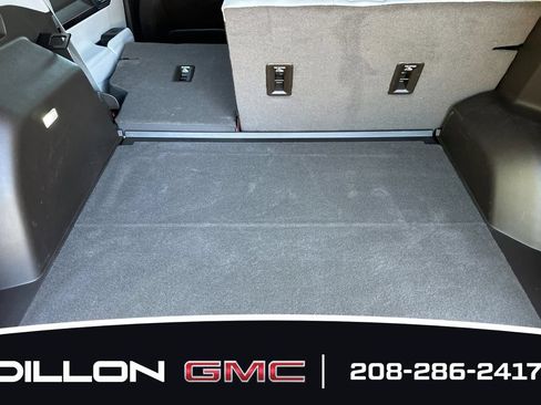Used 2026 GMC Terrain Denali AWD/4WD image 17