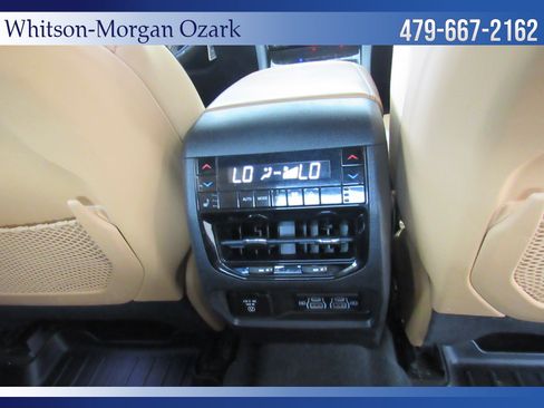 Used 2022 Jeep Grand Cherokee L Summit w/ MOPAR Finishing Package AWD/4WD image 31