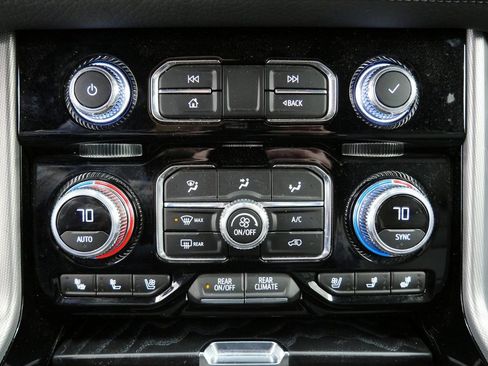 Used 2021 GMC Yukon Denali image 31