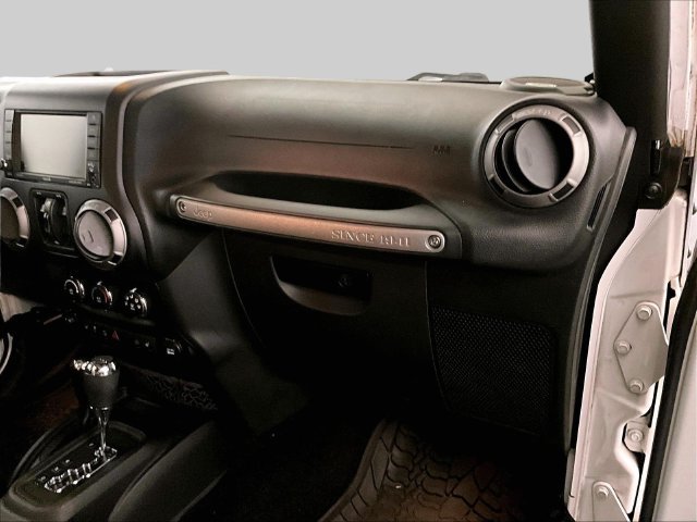 Used 2016 Jeep Wrangler Unlimited Sport AWD/4WD image 16