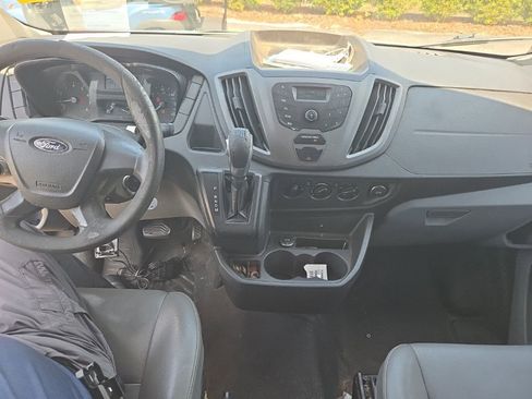 Used 2015 Ford Transit 250 148 Medium Roof RWD image 2