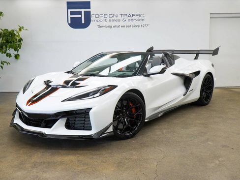 Used 2026 Chevrolet Corvette ZR1 w/ ZR1 Carbon Fiber Aero Package RWD image 6