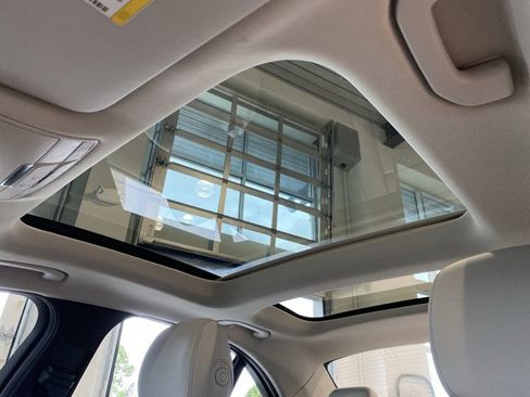Certified 2017 Mercedes-Benz C 300 Sedan image 19