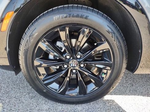 Used 2024 Buick Envista Sport Touring w/ Convenience I Package FWD image 27