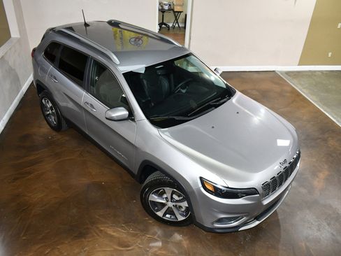 Used 2019 Jeep Cherokee Limited image 73